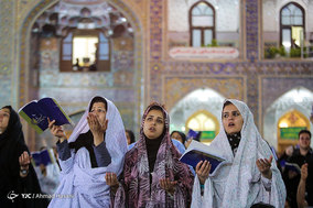 مراسم احیا شب نوزدهم ماه رمضان در حرم امام رضا(ع)