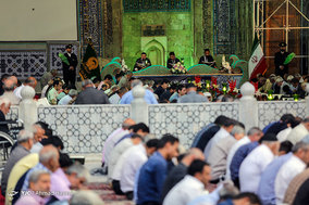ترتیل خوانی قرآن کریم در حرم امام رضا (ع)