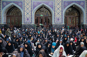 ترتیل خوانی قرآن کریم در حرم امام رضا (ع)