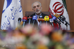 نشست خبری رییس سازمان انرژي اتمي