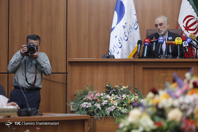 نشست خبری رییس سازمان انرژي اتمي