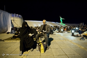 مراسم احیاء شب بیست و یکم ماه رمضان در باغ موزه دفاع مقدس همدان