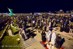 مراسم احیاء شب بیست و یکم ماه رمضان در باغ موزه دفاع مقدس همدان