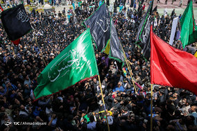 تشییع پیکر شهید مدافع حرم گل آقا مرادی در مشهد