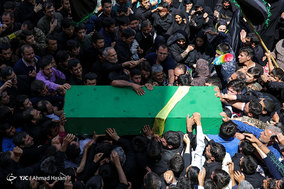 تشییع پیکر شهید مدافع حرم گل آقا مرادی در مشهد