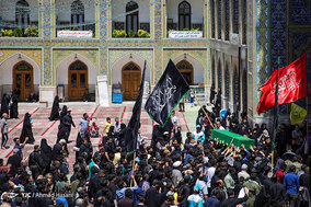 تشییع پیکر شهید مدافع حرم گل آقا مرادی در مشهد