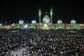 مراسم احیاء شب بیست و سوم ماه رمضان در مسجد جمکران قم