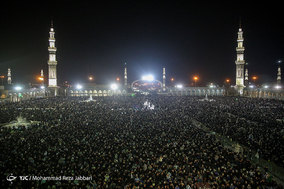 مراسم احیاء شب بیست و سوم ماه رمضان در مسجد جمکران قم