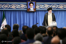 دیدار جمعی از استادان دانشگاه‌ها و اعضای جامعه دانشگاهی کشور با مقام معظم رهبری