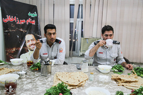 افطار با آتش نشانان ایستگاه دو‎