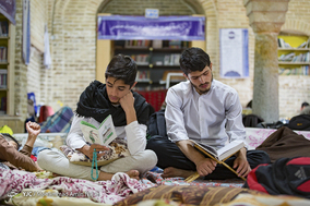 مراسم معنوی اعتکاف در مسجد جامع همدان