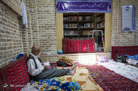 مراسم معنوی اعتکاف در مسجد جامع همدان