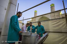 مراسم معنوی اعتکاف در مسجد جامع همدان