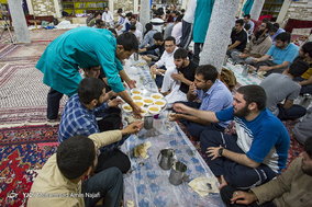 مراسم معنوی اعتکاف در مسجد جامع همدان