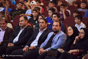 جشن خروج کودکان از چرخه کار برای اولین بار در کشور توسط زندگی خوب