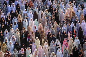 اقامه نماز عید فطر در سعادت آباد