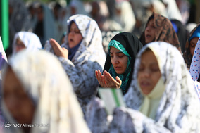 اقامه نماز عید فطر در جوار حرم حضرت عبدالعظیم حسنی(ع)