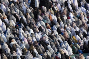 اقامه نماز عید فطر در مصلی همدان