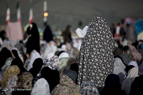اقامه نماز عید فطر در مصلی همدان