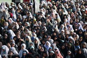 اقامه نماز عید فطر به امامت مقام معظم رهبری در مصلی تهران-2