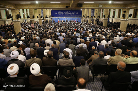 دیدار مسئولان، سفرای کشورهای اسلامی و جمعی از اقشار مختلف مردم با رهبر معظم انقلاب