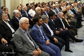 دیدار مسئولان، سفرای کشورهای اسلامی و جمعی از اقشار مختلف مردم با رهبر معظم انقلاب