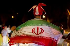 تماشا و شادی مردم همدان پس از پیروزی تیم ملی فوتبال مقابل مراکش