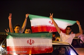 تماشا و شادی مردم همدان پس از پیروزی تیم ملی فوتبال مقابل مراکش