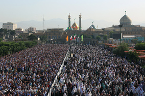 اقامه نماز عید فطر در جوار حرم حضرت عبدالعظیم حسنی(ع)