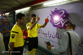 تب جام جهانی در مترو تهران
