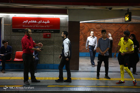 تب جام جهانی در مترو تهران
