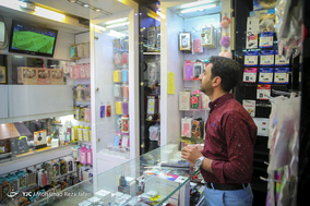 تماشای دیدار تیم های فوتبال ایران و اسپانیا - اصفهان
