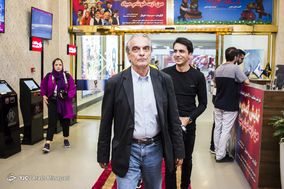 اکران مردمی فیلم به وقت خماری در پردیس سینمایی مگامال شهرک اکباتان