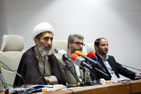 رونمایی از کتاب زندگی و زمانه آیت‌الله سیدمحمد حسینی بهشتی