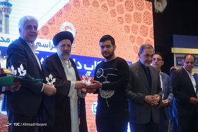 مراسم اهداء کاپ ها و مدال های کاروان ربوکاپ دانشگاه آزاد اسلامی به آستان قدس رضوی