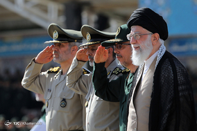 مراسم دانش‌آموختگی دانشجویان دانشگاه افسری و تربیت پاسداری امام حسین (ع) با حضور فرمانده کل‌ قوا
