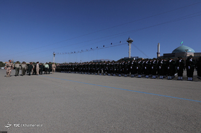 مراسم دانش‌آموختگی دانشجویان دانشگاه افسری و تربیت پاسداری امام حسین (ع) با حضور فرمانده کل‌ قوا