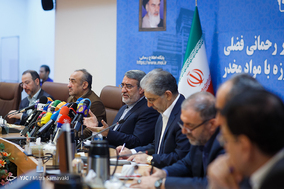 نشست خبری وزیر کشور با اصحاب رسانه