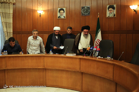 نشست خبری آیت‌الله سیداحمد خاتمی