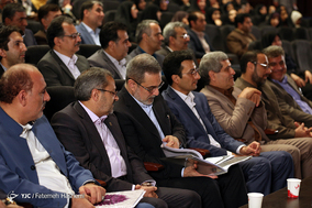 کنگره پرسش مهر رئیس جمهوری