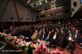 کنگره پرسش مهر رئیس جمهوری
