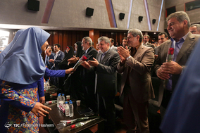 کنگره پرسش مهر رئیس جمهوری