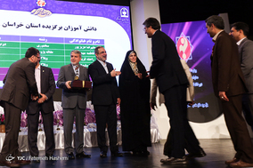 کنگره پرسش مهر رئیس جمهوری