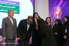 کنگره پرسش مهر رئیس جمهوری