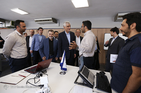بازدید شهردار تهران از مرکز پرسیس‌ژن و کسب و کار نوین