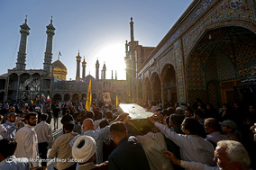 تشییع پیکر شهید مدافع حرم در قم