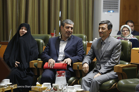 هفتادوچهارمین جلسه علنی شورای شهر
