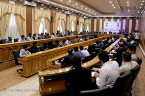 دیدار وزیر ارتباطات با نخبگان استان فارس