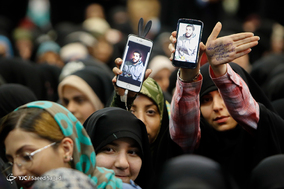 همایش دختران انقلاب
