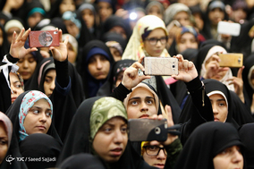 همایش دختران انقلاب